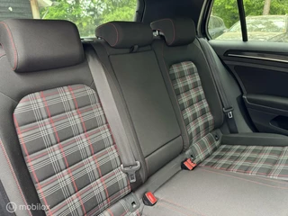 Volkswagen Golf Volkswagen Golf 2.0 TSI GTI Performance Automaat - afbeelding nr 12