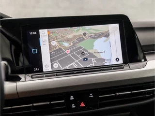 Volkswagen Golf Volkswagen Golf 1.0 eTSI Sport Automaat (APPLE CARPLAY, GROOT NAVI, KEYLESS, SFEERVERLICHTING, SPORTSTOELEN, LM VELGEN, PARKEERSENSOREN, ADAPTIVE CRUISE, NIEUWSTAAT) - afbeelding nr 24