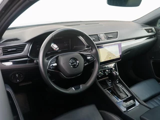 Škoda Superb Skoda Superb Combi 1.4 TSI iV 218pk Laurin & Klement | Leder | Panoramadak | 360 Camera | Trekhaak - afbeelding nr 4