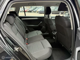 Škoda Superb Skoda Superb Combi 1.4 TSI Ambition NAVIGATIE - afbeelding nr 20