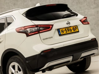 Nissan QASHQAI Nissan QASHQAI 1.3 DIG-T Business Edition 160Pk Automaat (PANORAMADAK, APPLE CARPLAY, GROOT NAVI, 360 CAMERA, KEYLESS, LEDEREN SPORTSTOELEN, STOELVERWARMING, ADAPTIVE CRUISE, NIEUWE APK, NIEUWSTAAT) - afbeelding nr 10