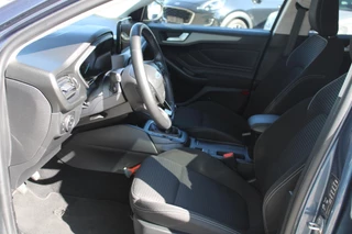 Ford Focus Ford Focus Wagon 1.0 EcoBoost Hybrid Titanium Style | Winter Pack | Camera | Navigatie | Cruise control | Privacy glass | NIEUW MODEL - afbeelding nr 8