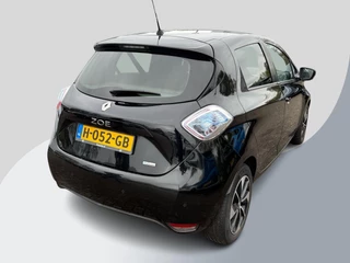 Renault ZOE Renault ZOE R90 Life 41 kWh 92pk ( Koop Accu ) | Achteruitrijcamera | Cruise control | Navigatie | Climate control - afbeelding nr 3