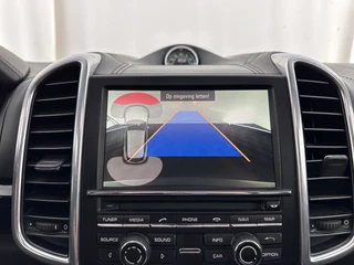 Porsche Cayenne Aut. *PANO | LUXURY-LEATHER | BI-XENON | SPORT-CHRONO | MEMORY-PACK | BOSE-SOUND | AIR-SUSPENSION | HEATED-SPORT-SEATS | NAVI-FULLMAP | DAB+ | CAMERA | SHIFT-PADDLES | TOWBAR | 21''ALU * - afbeelding nr 13