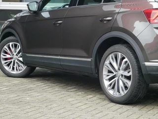 Volkswagen T-Roc Volkswagen T-Roc 1.5 TSI Sport Business R Navi+BT| ACC| CAMERA - afbeelding nr 20