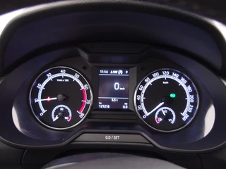 Škoda Octavia AUTOMAAT / STOELVERW / CAMERA / DAB+ / CARPLAY / NL-AUTO - afbeelding nr 32