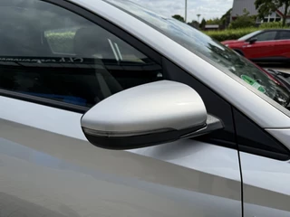 Hyundai i20 Hyundai i20 1.0 T-GDi 100PK Comfort | Carplay | Camera | Stoel+Stuurverw. - afbeelding nr 19