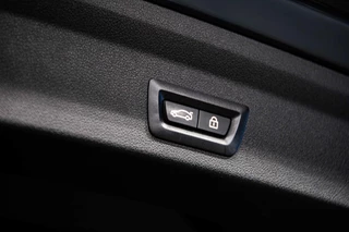 BMW 1 Serie BMW 1-serie M135i xDrive High Executive Edition | Panodak | HUD | H&K | Leder | NL auto | - afbeelding nr 40