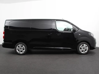 Opel Vivaro Opel Vivaro 1.5 Diesel 120PK L3 BPM VRIJ! Apple Carplay /  Android Auto Parkeersensoren V+A Trekhaak Camera Navigatie Cruise Control LED koplampen houten afwerking laadruimte - afbeelding nr 8