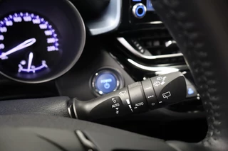 Toyota C-HR Toyota C-HR 2.0 Hybrid Bi-Tone - afbeelding nr 25