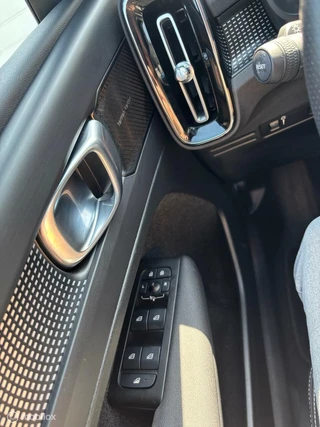 Volvo XC40 Volvo XC40 2.0 B4 AWD R-Design/PANO/AUT/CAMERA/VOL OPTIES! - afbeelding nr 20