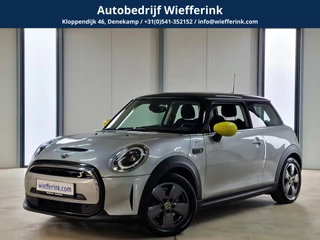 MINI Electric MINI Electric Mini Classic 33 kWh 184pk | Camera | Stoelverwarming | Draadloze lader - afbeelding nr 1