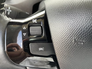 Peugeot 308 Peugeot 308 SW 1.6 BlueHDI 120 pk Blue Lease Executive Pack Trekhaak Panoramadak Camera Parkeersensoren DAB Clima en Cruise Control Wit Metallic Nette auto zuinige Euro 6 Diesel Station - afbeelding nr 43