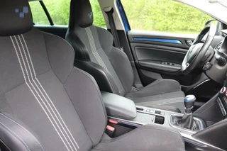 Renault Mégane Estate Renault Megane Estate 1.6 dCi GT-Line bose dab+ android auto apple carplay climate&cruise control trekhaak sfeerverlichting - afbeelding nr 20