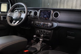 Jeep Wrangler Jeep WRANGLER UNLIMITED 4xe 380 Sahara / Sky-One Touch / 360 Camera / Leder / Navi / Ecc / Elek Pakket / Led / Pdc / 18 Inch - afbeelding nr 6