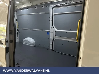 Volkswagen Crafter Volkswagen Crafter 2.0 TDI 140pk L4H4 L3H3 Euro6 # Airco | 2x Zijdeur | Camera | Apple Carplay android auto, bijrijdersbank, 270 gr. achterdeuren, 3000kg trekvermogen - afbeelding nr 13