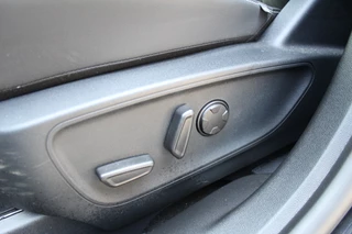 Ford Kuga | BLIS | B&O | Trekhaak | Navigatie | Winterpack - afbeelding nr 40
