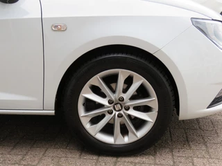 SEAT Ibiza SEAT Ibiza 1.0 TSI ECOTSI STYLE CON / Navi / Cruise / Sportvelgen - afbeelding nr 16