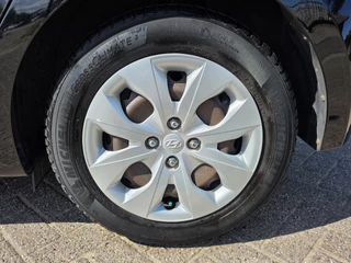 Hyundai i20 Hyundai i20 1.0 T-GDi i-Drive Cool, APK 2-2027! Zondag OPEN! - afbeelding nr 11