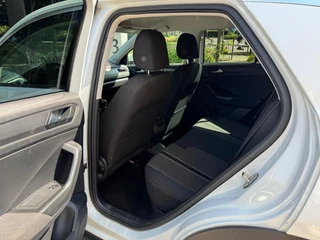 Volkswagen T-Roc Volkswagen T-Roc 1.0 TSI Style Airco/Lichtmetalen velgen/Navi/Apple Carplay - afbeelding nr 35