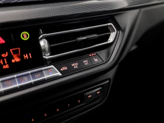 BMW 1 Serie Automaat (APPLE CARPLAY, GROOT NAVI, STUUR/STOELVERWARMING, LEDEREN SPORTSTOELEN, HARMAN/KARDON, CAMERA, GETINT GLAS, ADAPTIVE CRUISE, ELEK ACHTERKLEP, NIEUWE APK, NIEUWSTAAT) - afbeelding nr 10