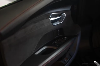 Audi e-tron GT Audi e-tron GT RS 598 pk I NP 186k I Carbon I RS design rood - afbeelding nr 22