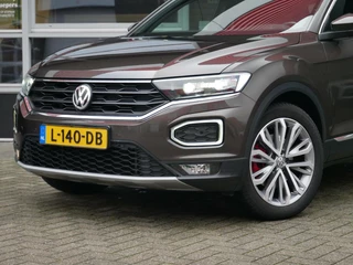 Volkswagen T-Roc Volkswagen T-Roc 1.5 TSI Sport Business R Navi+BT| ACC| CAMERA - afbeelding nr 23