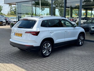 Škoda Karoq Škoda Karoq 1.5 TSI Business Edition - panorama - camera - adaptive cruise - afbeelding nr 9