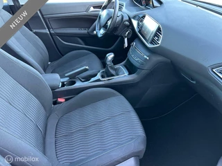 Peugeot 308 Peugeot 308 SW 1.2 PureTech Blue Lease Executive - afbeelding nr 9