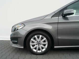 Mercedes-Benz B-Klasse Mercedes B-klasse 180 Automaat Ambition | Navigatie | Stoelverwarming | Trekhaak | 37.557 km - afbeelding nr 42