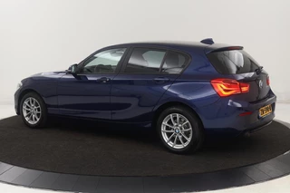 BMW 1 Serie BMW 1-serie 118i Sport Line Edition | Full LED |  Sportstoelen | Navigatie | Climate control | Parkeerhulp | Cruise control - afbeelding nr 2