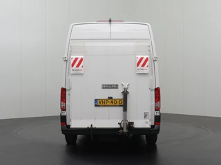 Volkswagen Crafter Volkswagen Crafter 2.0TDI 140PK L4H3 DSG Automaat L3H2 | Laadklep Navigatie | Camera | Airco | 3-Persoons - afbeelding nr 11