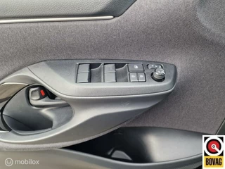 Toyota Yaris Toyota Yaris 1.5 Hybrid 115 Business pas beurt gehad Automaat Stoel-Stuurverwarming Keyless model 2024 - afbeelding nr 22