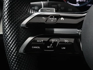 Mercedes-Benz E-Klasse Mercedes-Benz E-klasse 300e Business Solution AMG | Leder | Trekhaak |  Stoelverwarming | 360 camera | Carplay | Sfeerverlichting | Matrix LED | Keyless | Navigatie - afbeelding nr 17