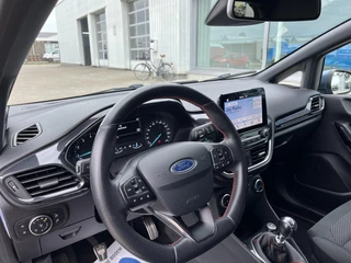 Ford Fiesta Ford Fiesta 1.0 EcoBoost ST-Line 125pk | SYNC 3 Navigatie | Trekhaak | Camera | Voorruit verwarming - afbeelding nr 22