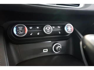 Alfa Romeo Stelvio Alfa Romeo Stelvio 2.0 T AWD Super | schakel flippers | | Carplay | - afbeelding nr 23