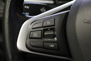 BMW 2 Serie BMW 2 Serie Gran Tourer 218i Luxury Line | 7-Zitter | HUD | Lederen bekleding | Stoel- en stuurverwarming | Navigatie | Camera | Adaptieve LED-koplamp | Sportstoelen | Alarm Klasse 3 | Elek. achterklep | DAB | Dealer onderhouden | NAP Logisch - afbeelding nr 15