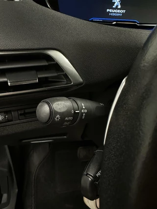 Peugeot 3008 Peugeot 3008 1.2 PureTech Allure|Digitale Cockpit|Navi|Cruise| - afbeelding nr 21