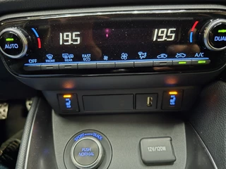 Toyota Yaris Toyota Yaris 1.6 GR Four Performance Carplay Carbon LED Camera 18