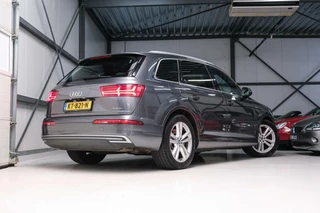 Audi Q7 Audi Q7 3.0 TDI e-tron quattro S-Line 373 pk | Luchtvering | Rijklaarprijs | Daytona Grijs | Plug in hybrid | NL auto NAP | - afbeelding nr 5