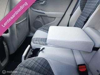 Volvo V40 Volvo V40 2.0 T2 / Dealer onderhouden / Zeer Netjes ! - afbeelding nr 24