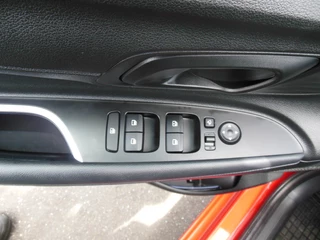 Hyundai i20 Hyundai i20 1.0 T-GDI Comfort Prachtige auto Staat in Hardenberg - afbeelding nr 11