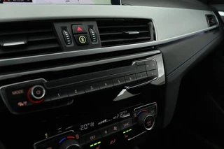 BMW X1 BMW X1 xDrive25e M Sport | Leder | Stoelverwarming | Full LED | Sportstoelen | Navigatie | Climate control | PDC | Cruise control | DAB - afbeelding nr 11
