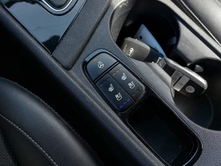 Kia Niro Kia Niro 1.6 GDi 105pk Hybrid ExecutiveLine | Navi | Clima | Adap.Cruise | Leder+Verwarmd+Geventileerd+Elek.Verstel | UBL Sound | Keyless Entry | Dodehoek+Rijstrooksensor | Pdc V+A+Camera | 18''lm - afbeelding nr 19