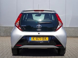 Toyota Aygo Toyota Aygo 1.0 VVT-i x-play Automaat | Navigatie | Cruise | NAP | Airco - afbeelding nr 6