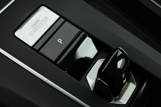 Volkswagen Golf Volkswagen Golf 1.0 eTSI Life | Camera | Adaptive cruise |  Memory | Full LED | Carplay | Side Assist | Park Assist | Sfeerverlichting | DAB - afbeelding nr 20