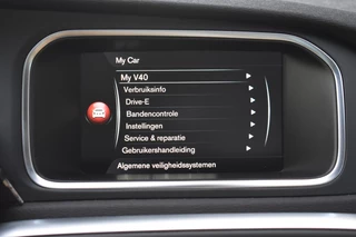 Volvo V40 Volvo V40 T2 122pk Aut. Inscription | Camera | PanoDak | Leder - afbeelding nr 29