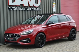 Hyundai i30 Hyundai i30 1.5 T-GDi MHEV Premium Navi/Camera/LED/18'' inch - afbeelding nr 1
