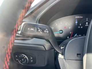 Ford Focus Ford Focus Wagon 1.0 EcoBoost ST Line 155pk Automaat | Adaptive cruise control | Winter Pack | Dodehoeksensoren | Camera - afbeelding nr 21