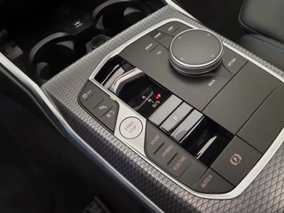BMW 3 Serie BMW 3 Serie Touring 330e M-Sport Wegklapbare trekhaak, Panoramadak, ACC - afbeelding nr 9